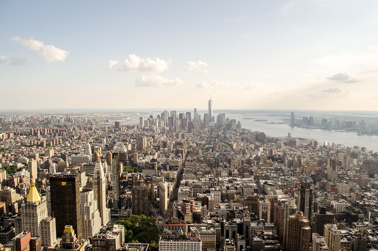 The downtown Manhattan skyline from the Mediatown