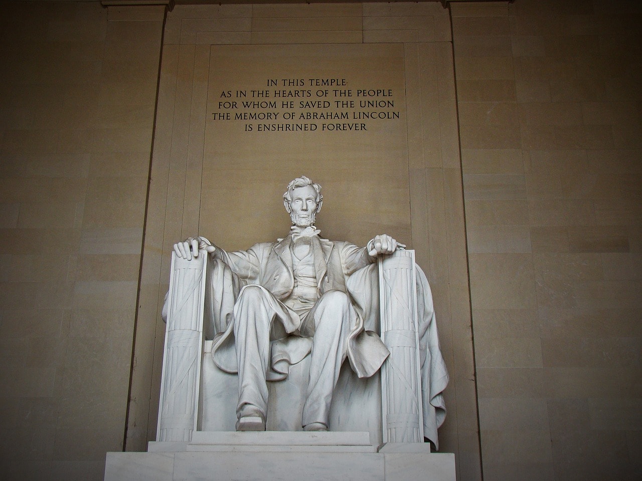 Lincoln's statue at the Lincoln Memorial in Washington