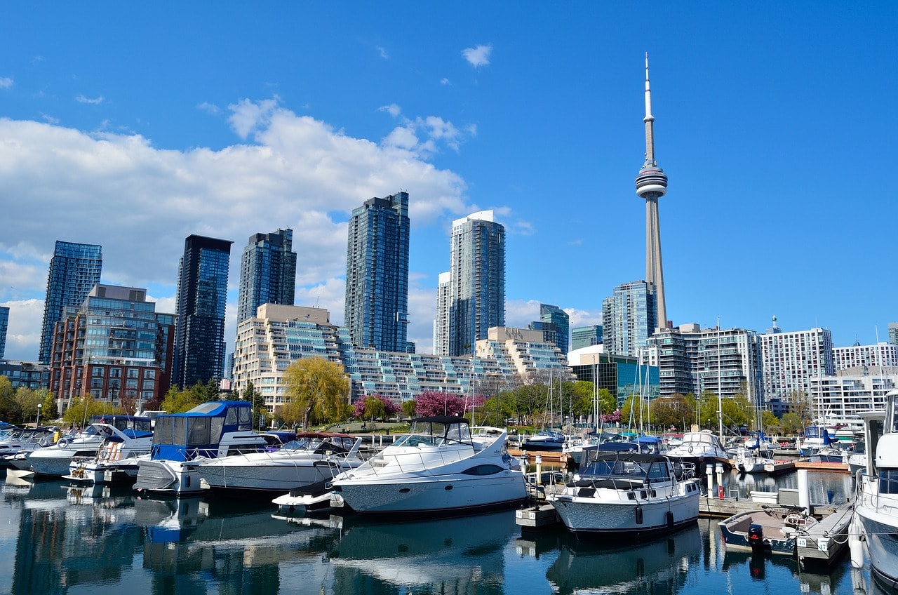 The CN Tower above Toronto's skyline