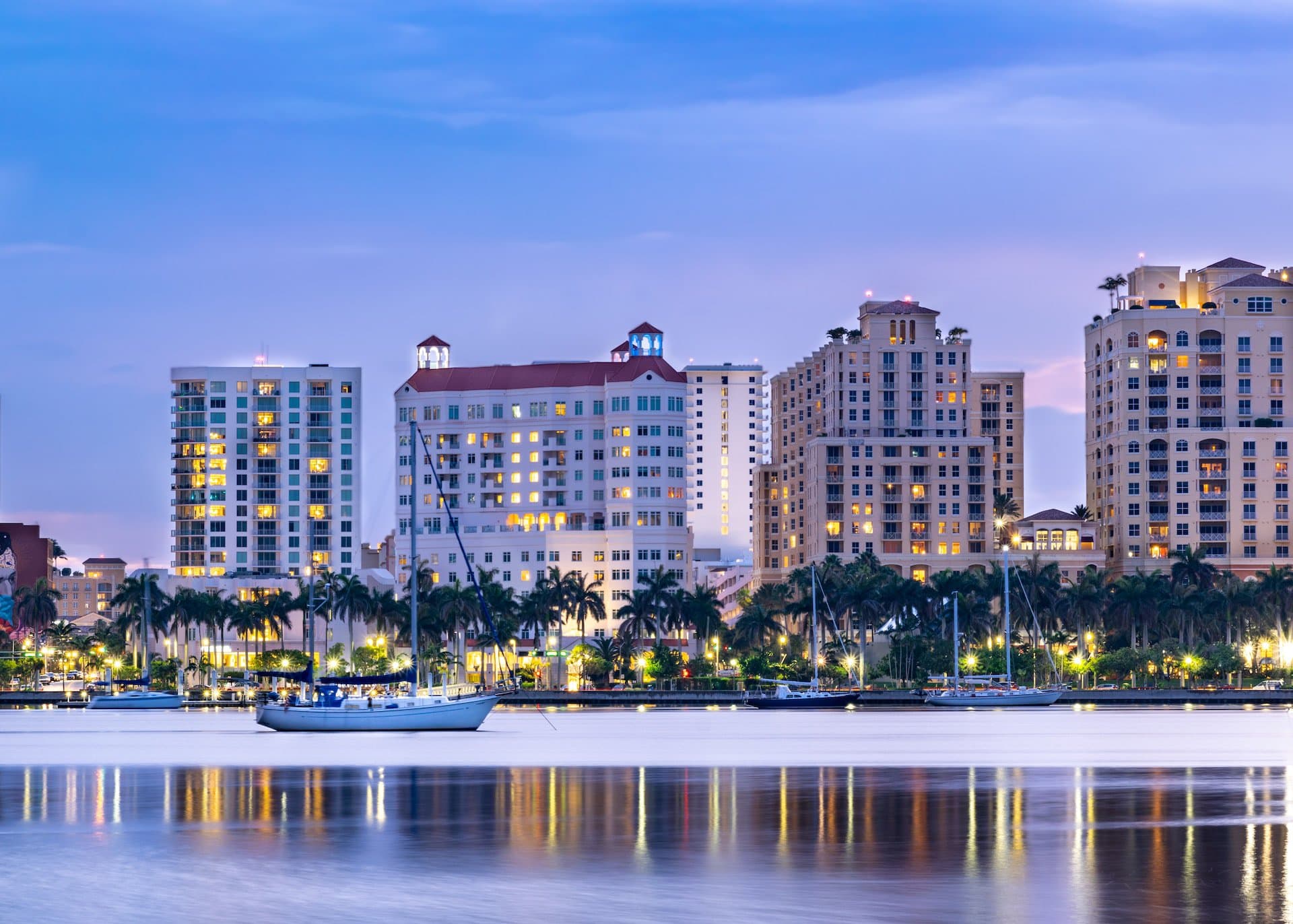 Condominium on the shore of Lake Worth Lagoon in West Palm Beach