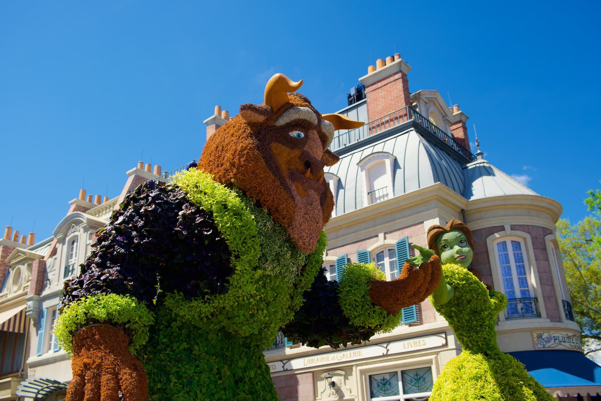 Beauty and the Beast in Paris - Epcot Disney World