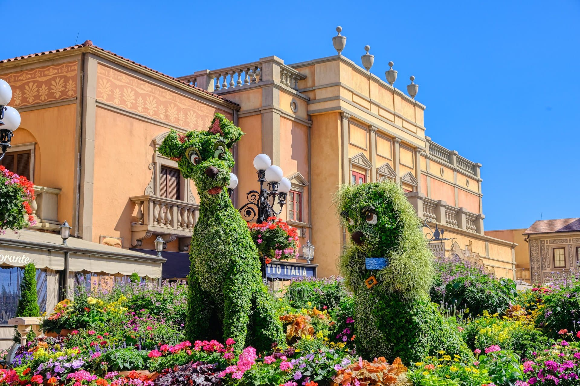The Beauty and the Tramp at Epcot Florida