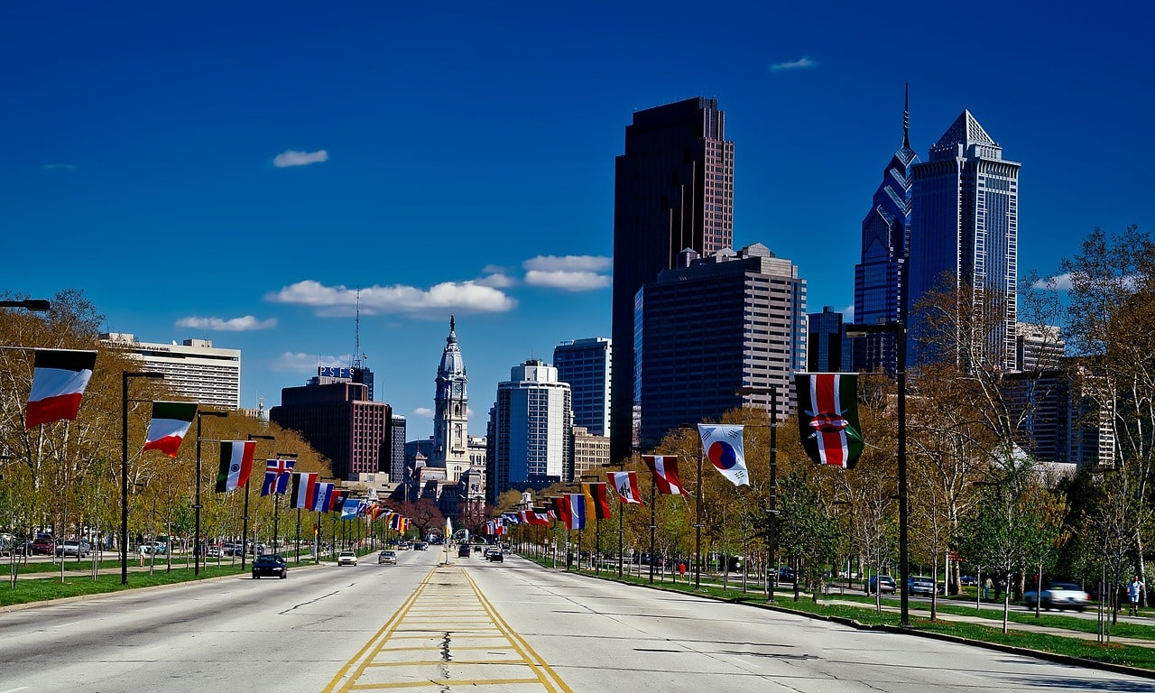 Ben Franklin Parkway towards downtown and City Hall in Philadelphia