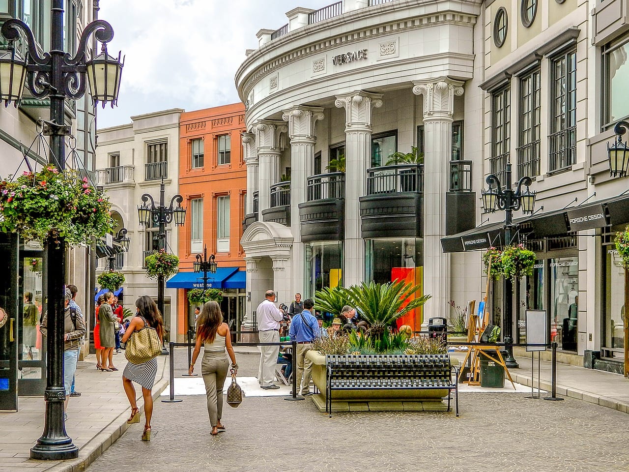 Shopping on Rodeo Drive in Beverly Hills