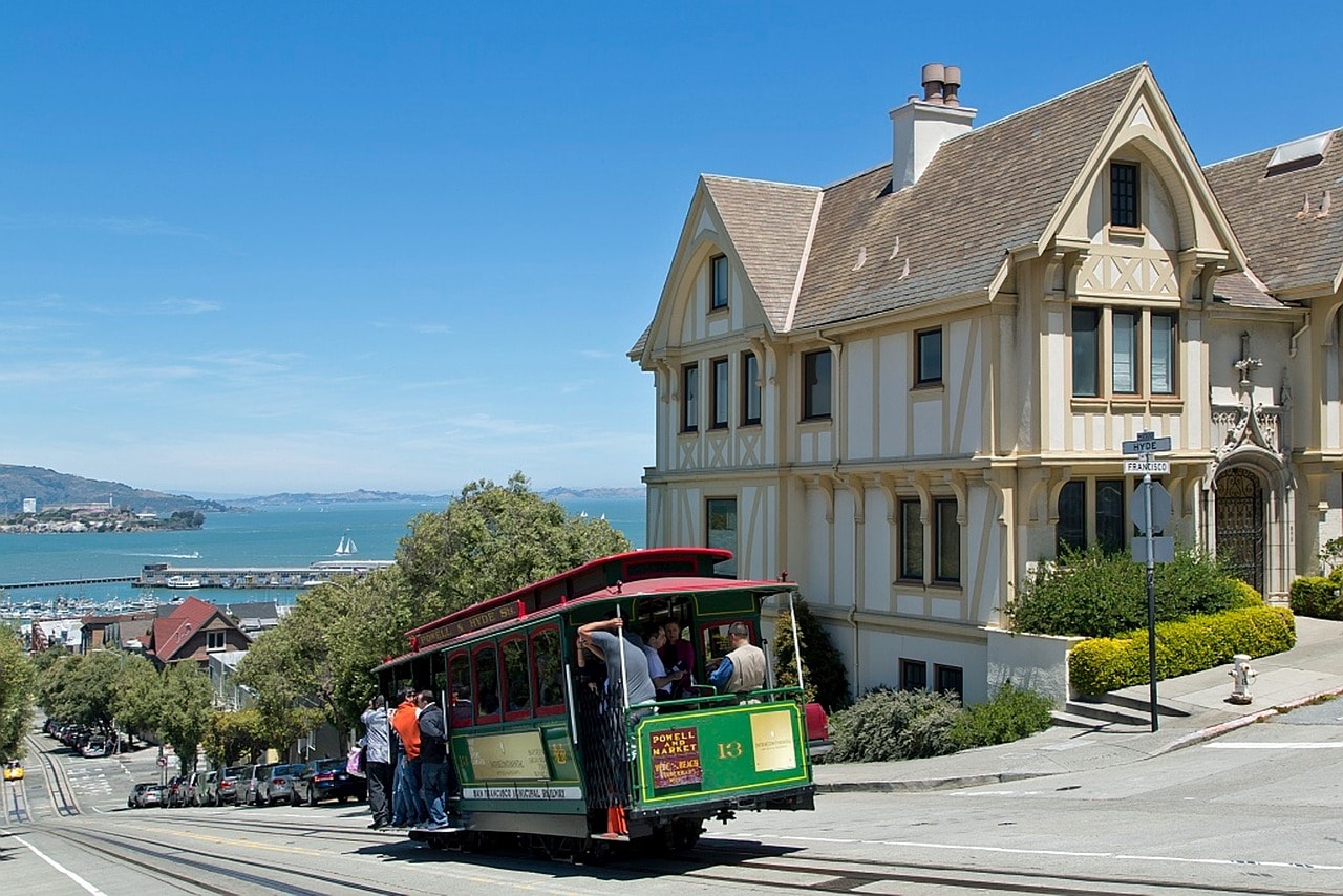 Cable car line from Powell Station towards Fisherman's Wharf in San Francisco