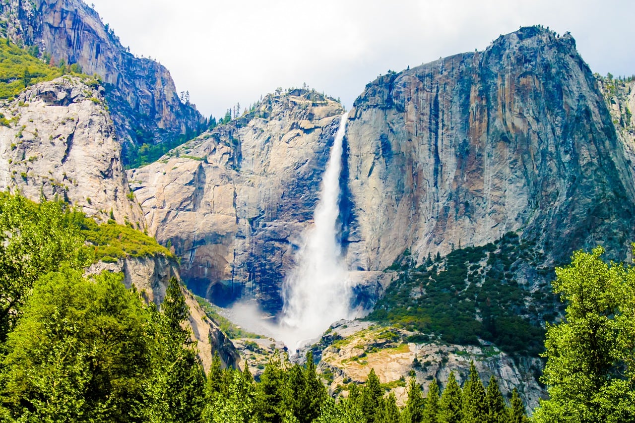 Yosemite Falls in Yosemite Park, California