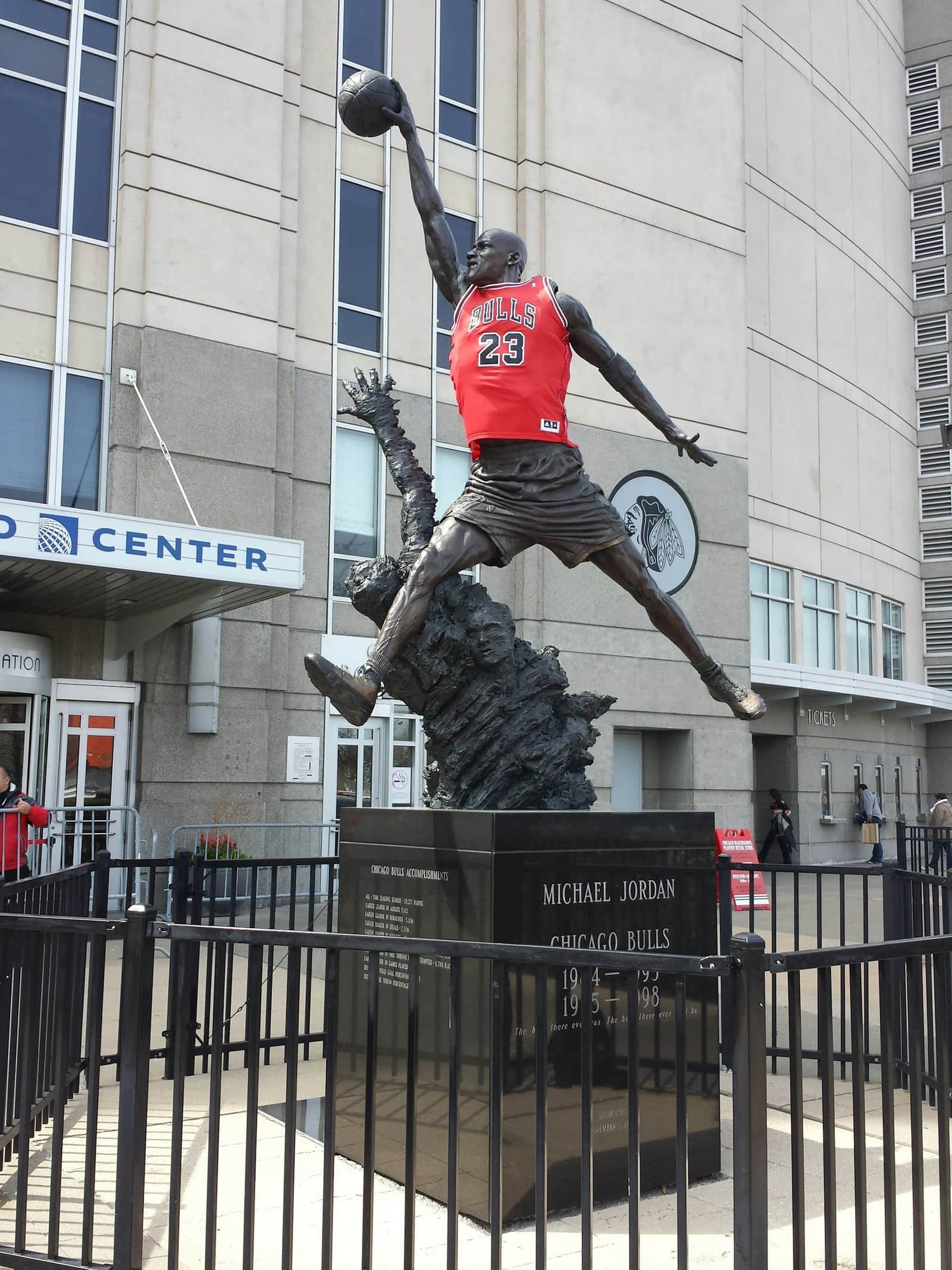 The bronze statue of Jordan at the entrance of the United Center in Chicago