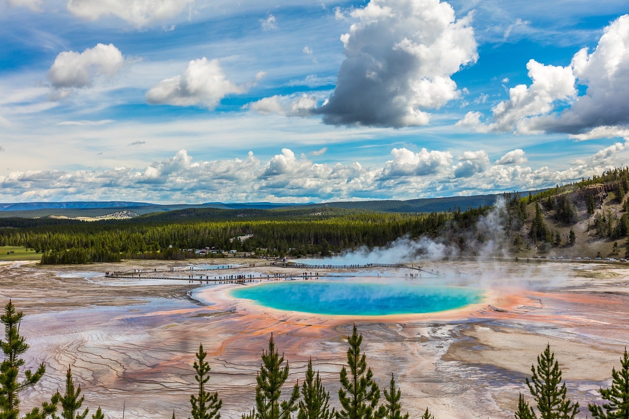The Grand Prismatic Spring in Yellowstone Park