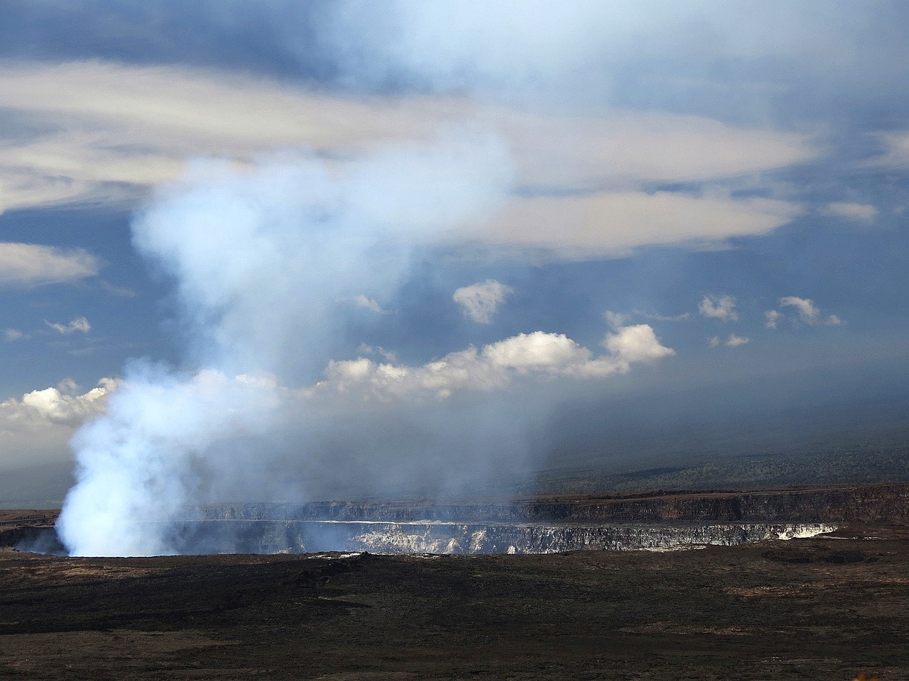 The active crater of the Kilauea volcano in Hawaii