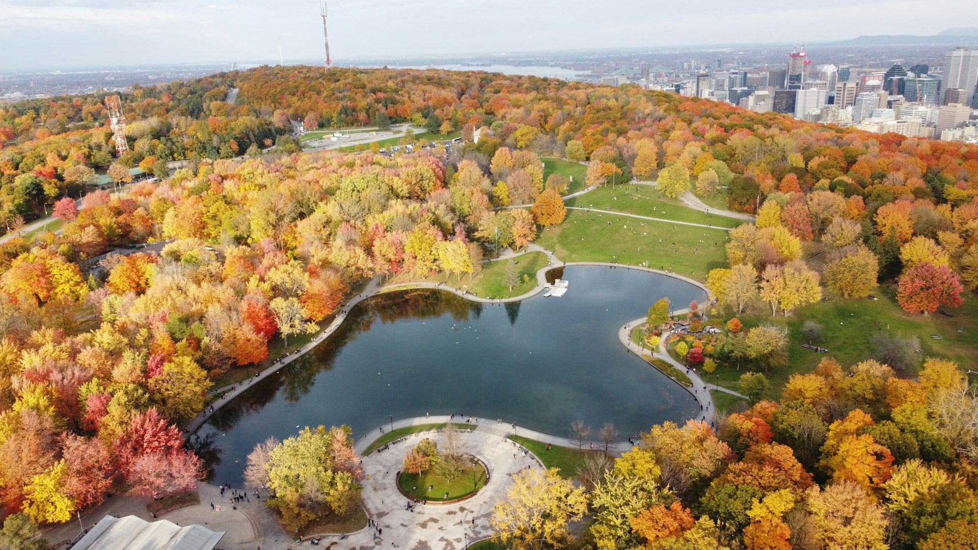 Beaver Lake at Mount Royal Park in Montréal