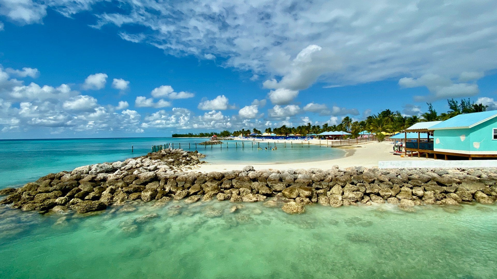Beach on Eleuthera Island in the Bahamas