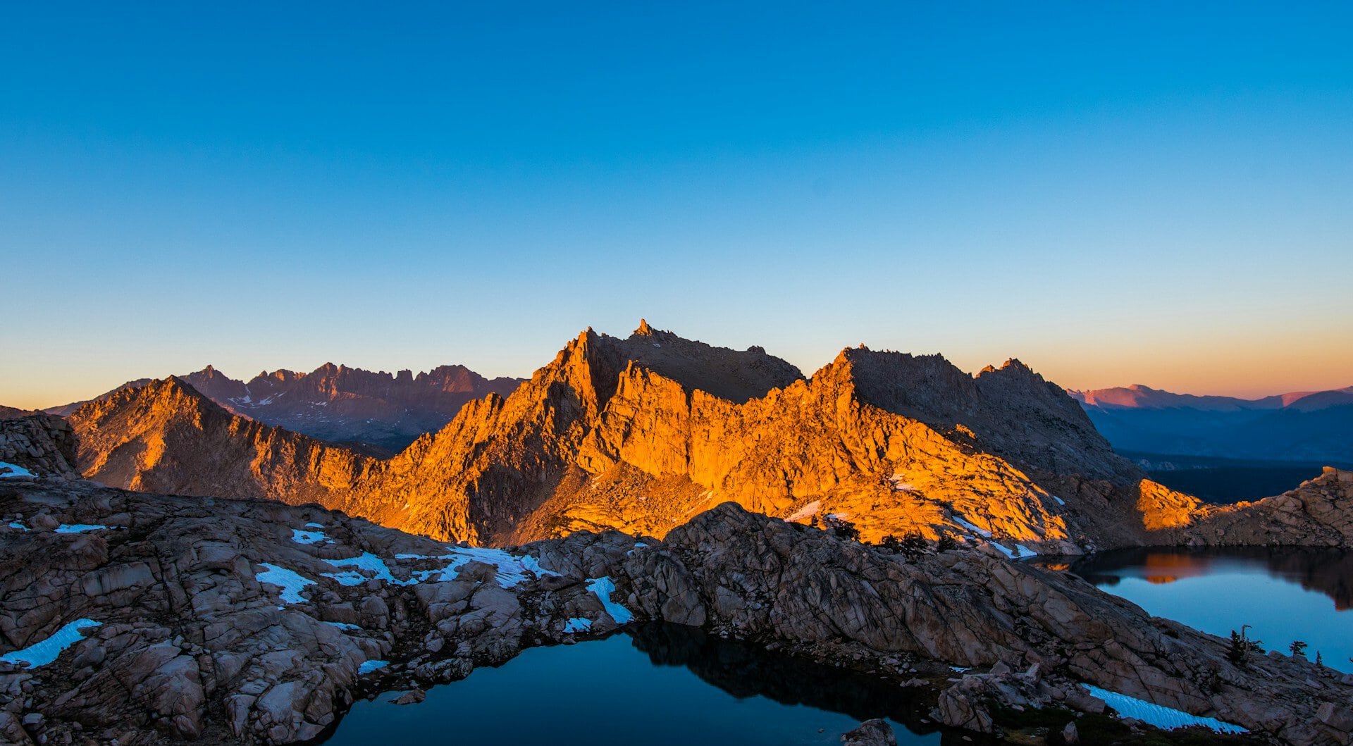 The ridges at the foot of Mount Whitney in Sequoia National Park