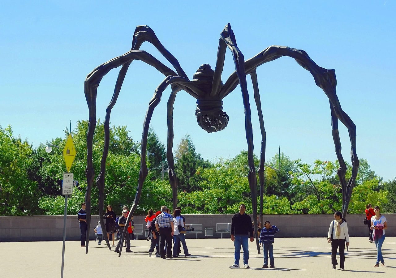 The Spider of Ottawa at the entrance to the National Gallery of Canada in Ottawa